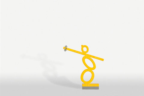 Versatile Plastic Yellow Statue | PA12GB Gray Thin Stage & Crow