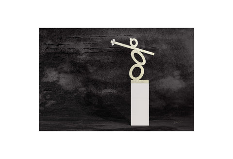 Poster Print - Fine detail statue with Sandstone stage and crow