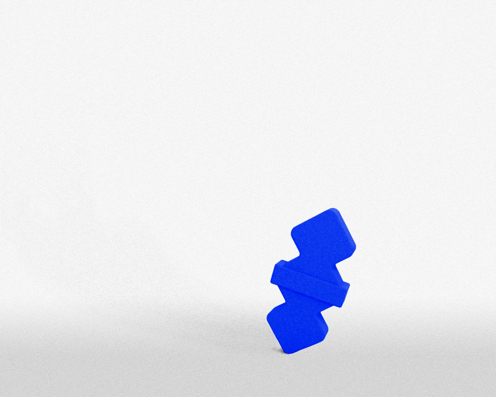 Oki Total | Versatile Plastic Crow - Blue