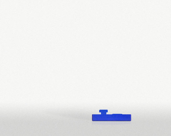 Fine Detail Plastic Statue | Versatile Plastic Blue Thin Stage & Crow